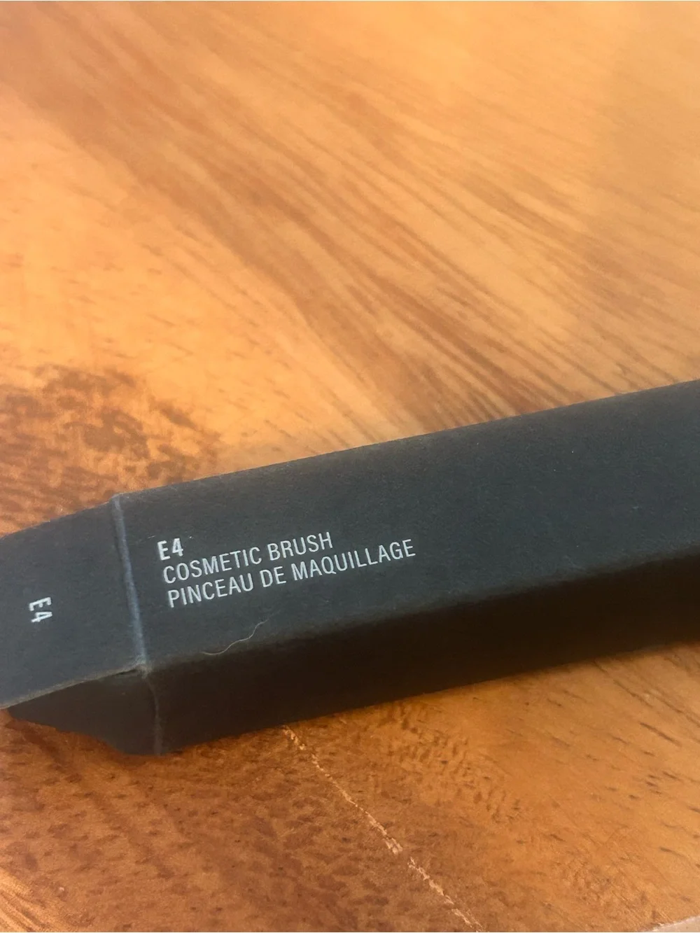 NIB★MAKEUP BY MARIO E4 Eyeshadow Shader Brush